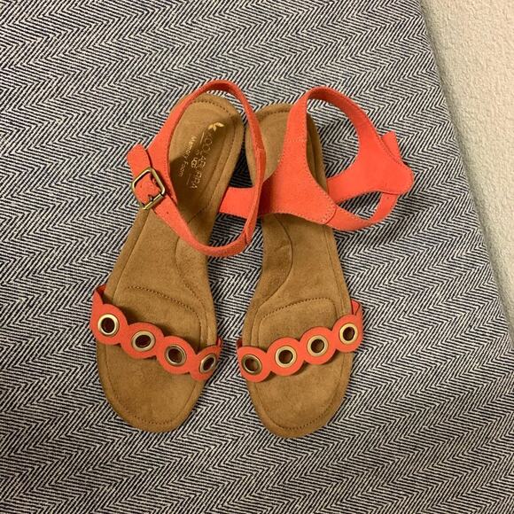 Koolaburra by UGG - Leira Wedge Sandal - Picture 3 of 8